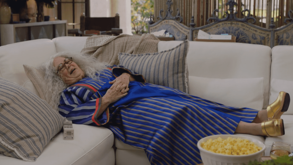 Susie laughs her heart out at the end of 'The Marvelous Mrs. Maisel' (Prime Video)