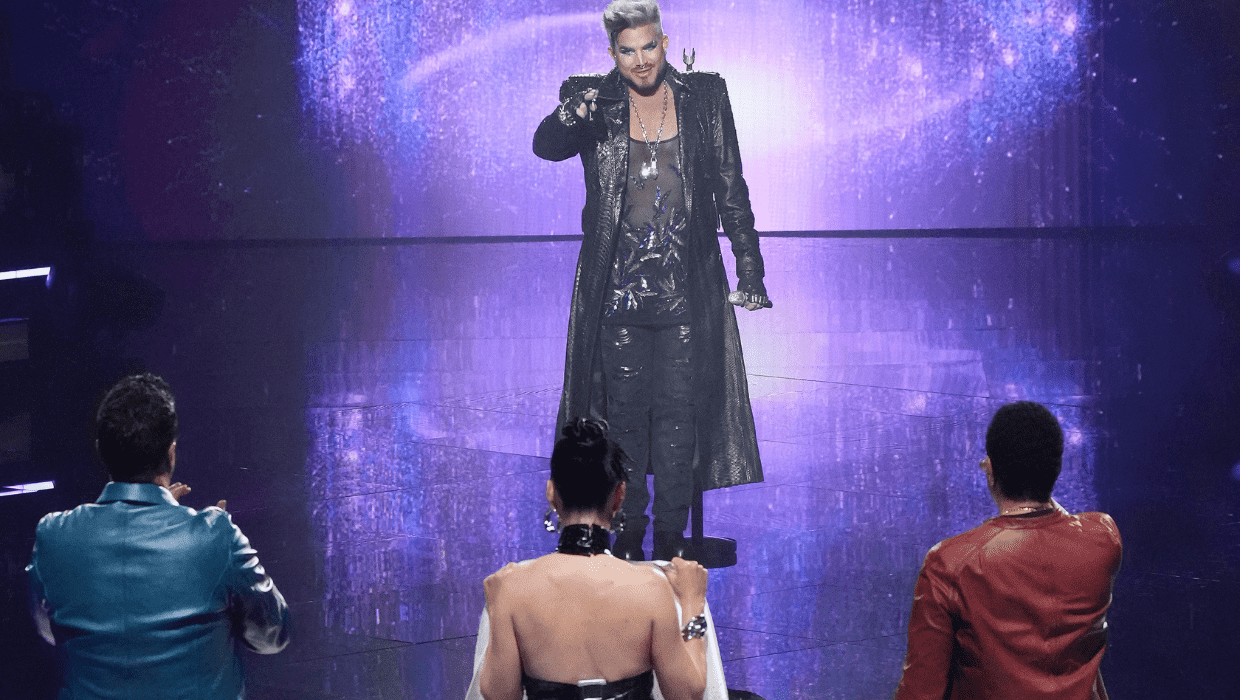 Katy Perry pulls out Adam Lambert cape after his performnace in 'American Idol' (ABC)