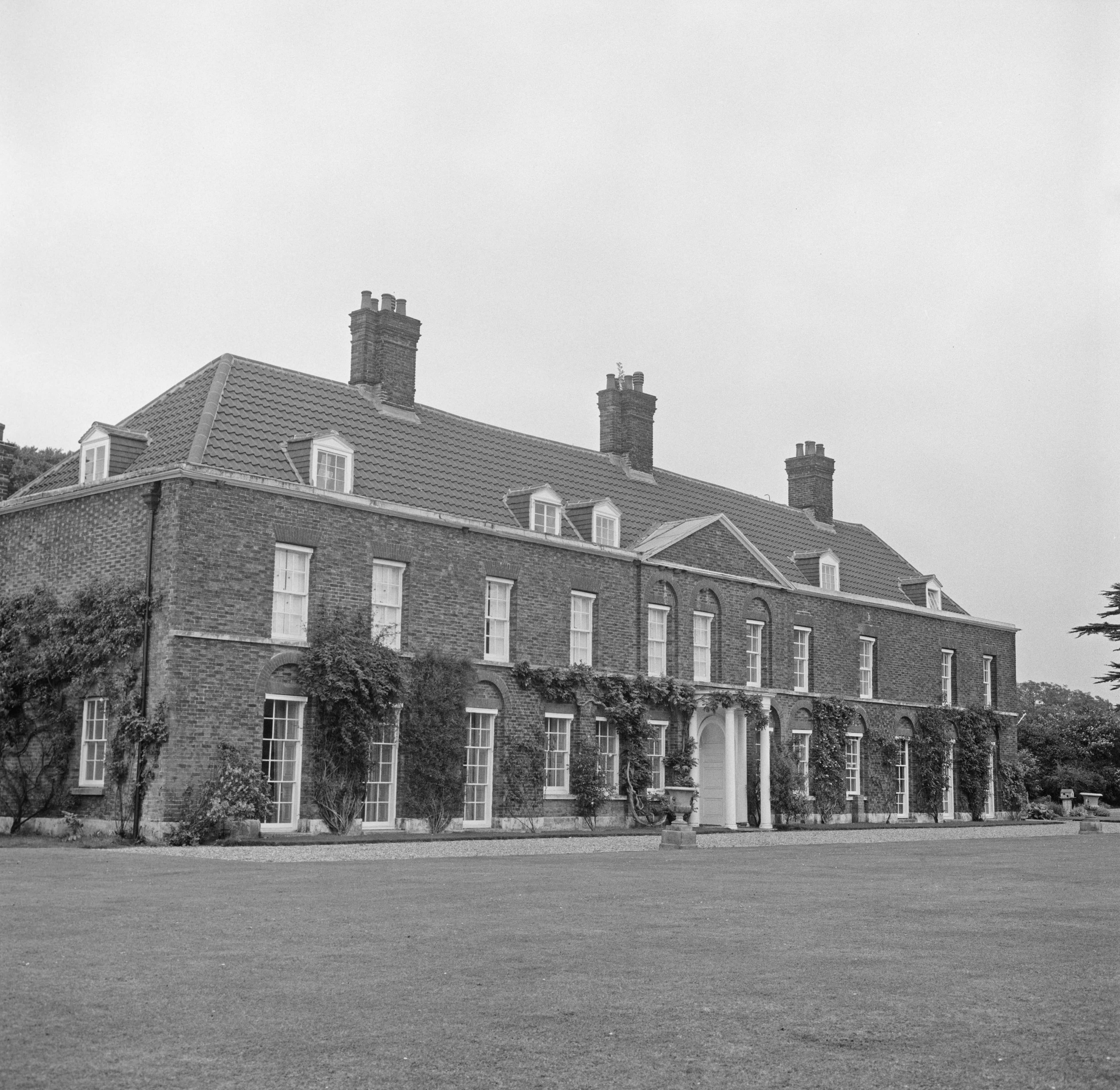 Anmer Hall, a Georgian country house in the village of Anmer, Norfolk, England, 3rd September 1973. Built in 1802, and originally the seat of the Coldham family, the property became part of the Royal family's Sandringham Estate in 1898. (Photo by Leonard Burt/Central Press/Hulton Archive/Getty Images)