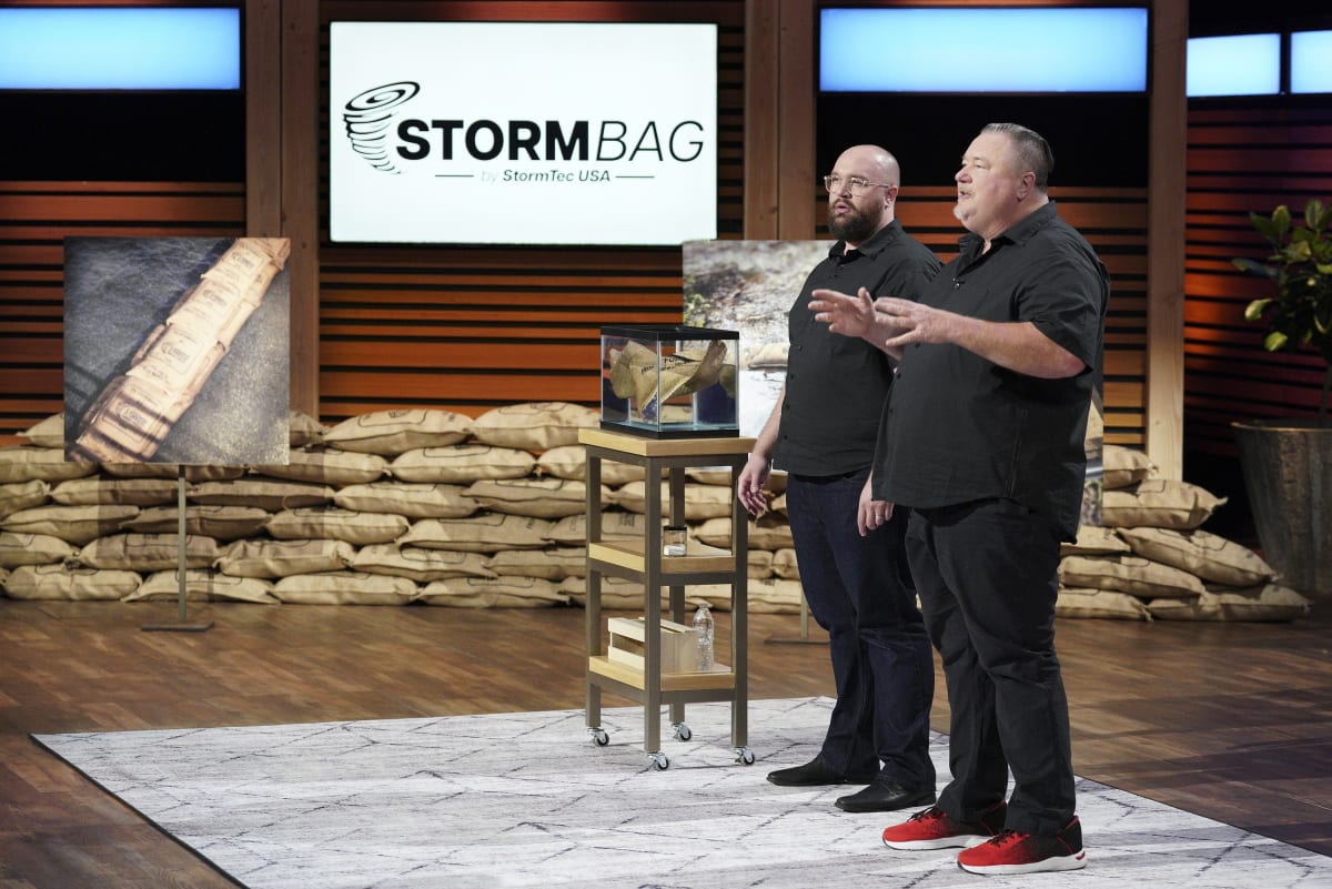 Sandless sandbags might just be the replacement for traditional sandbags (Christopher Willard/ABC) 