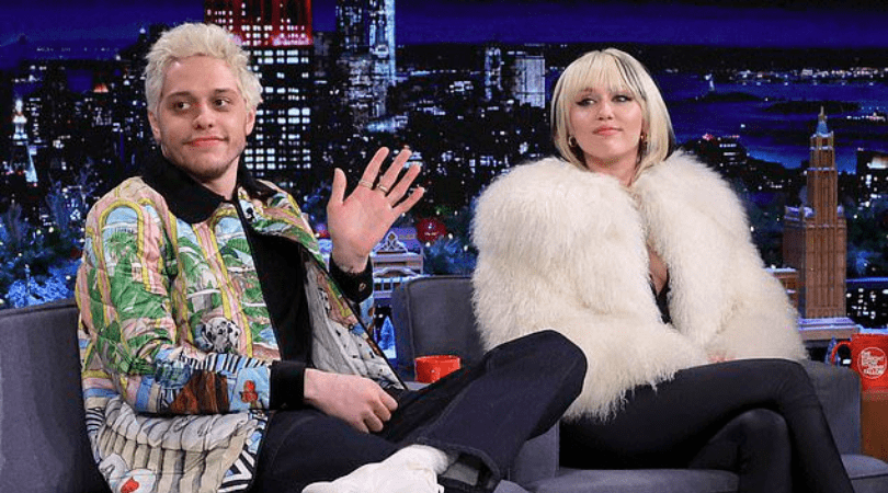 Pete and Miley appeared together at the Jimmy Fallon show in 2021
(@dramaforthegirl twitter)