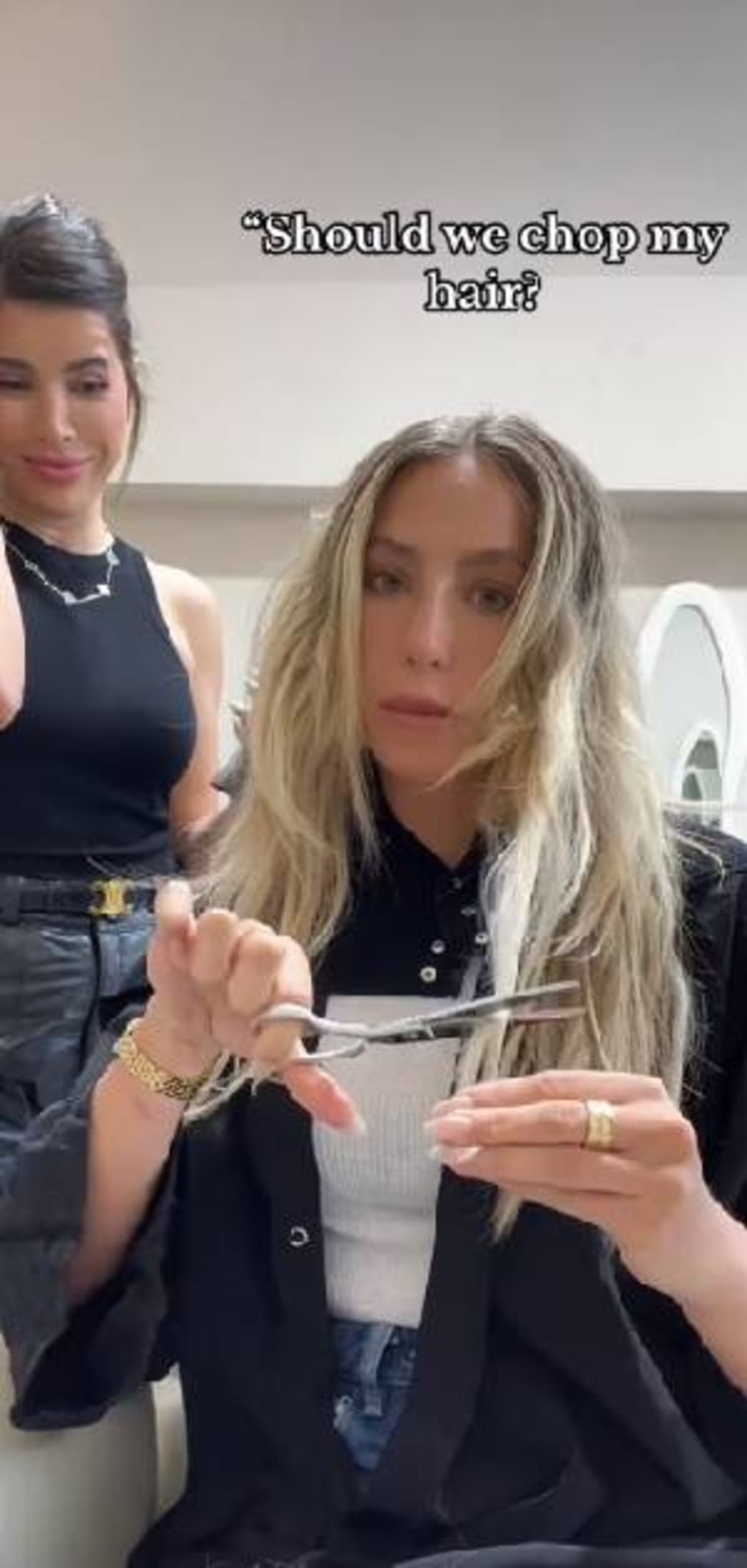 Alix Earle's hair transition (alixearle/ TikTok)