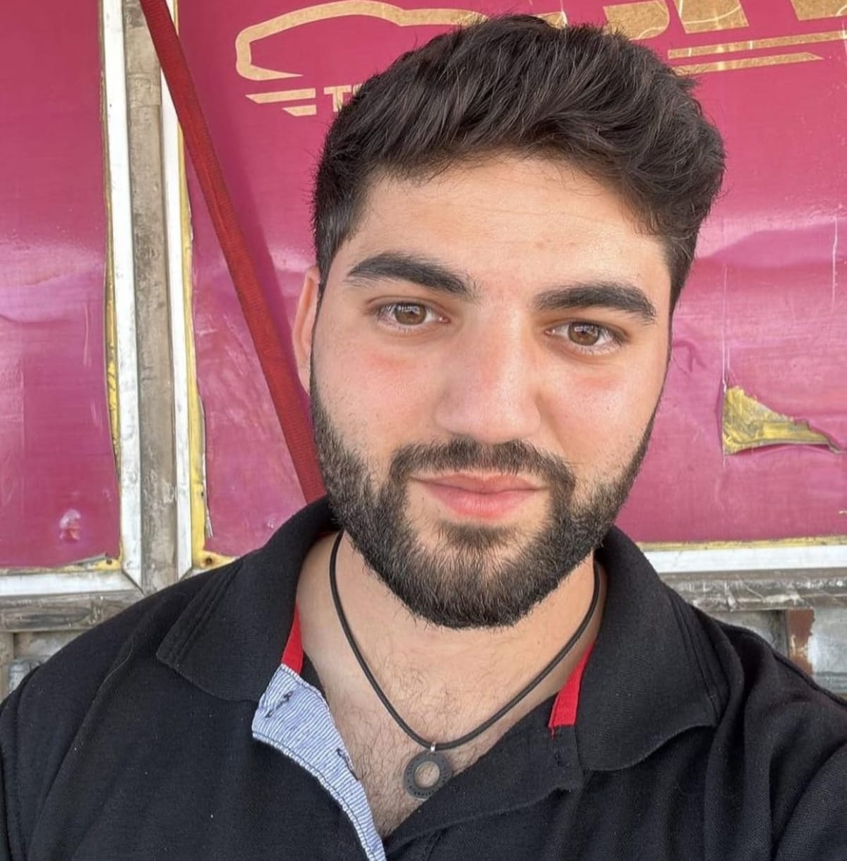 (Ella Waldman/Facebook)