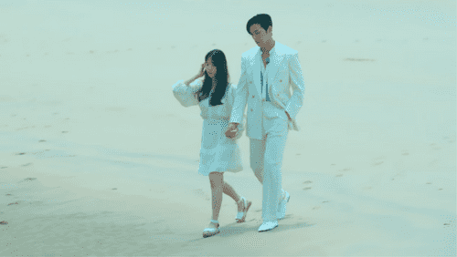 'Single's Inferno' Season 2 couple Lee So-e and Kim Se-jun (Netflix)