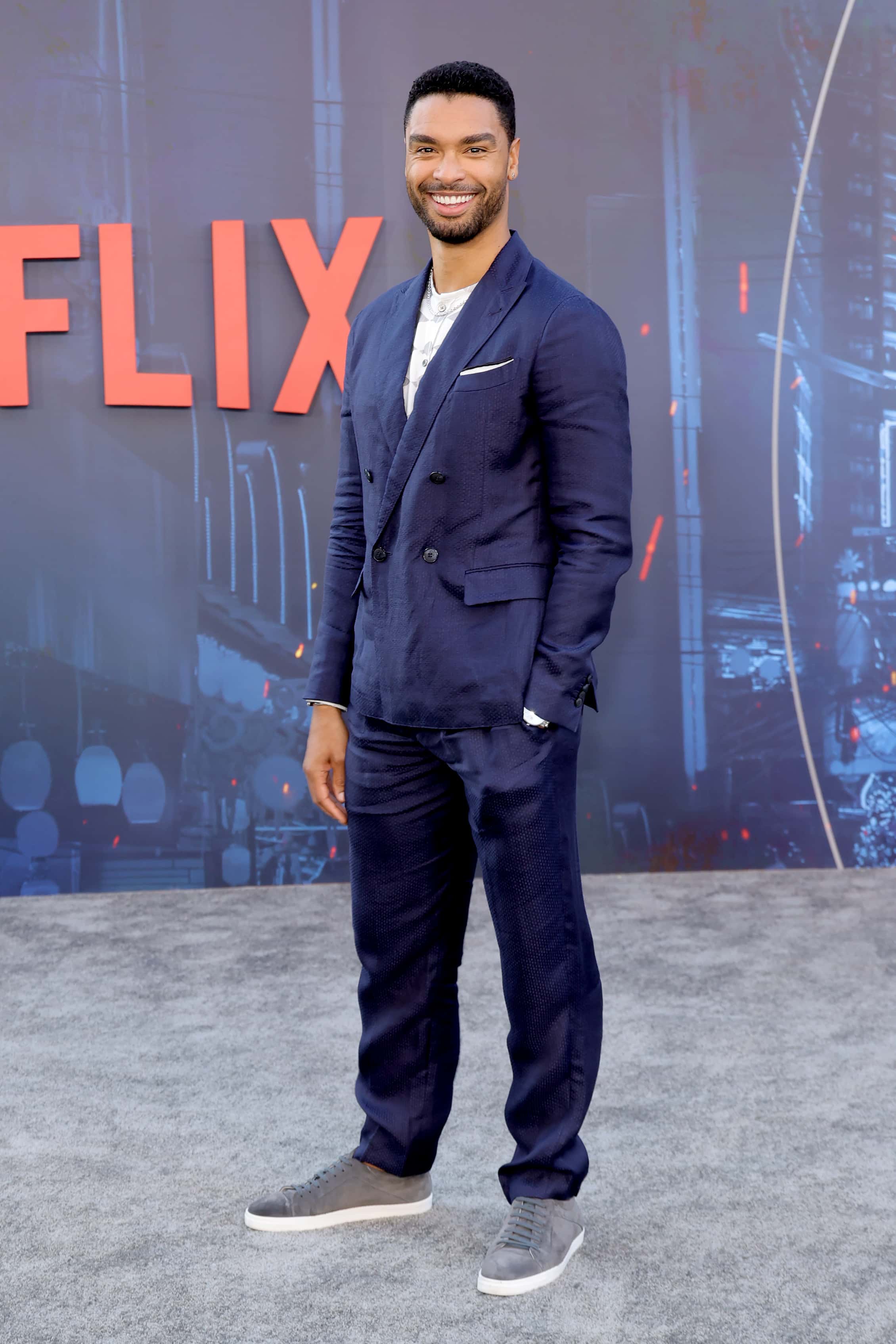 Regé-Jean Page attends the World Premiere of Netflix's