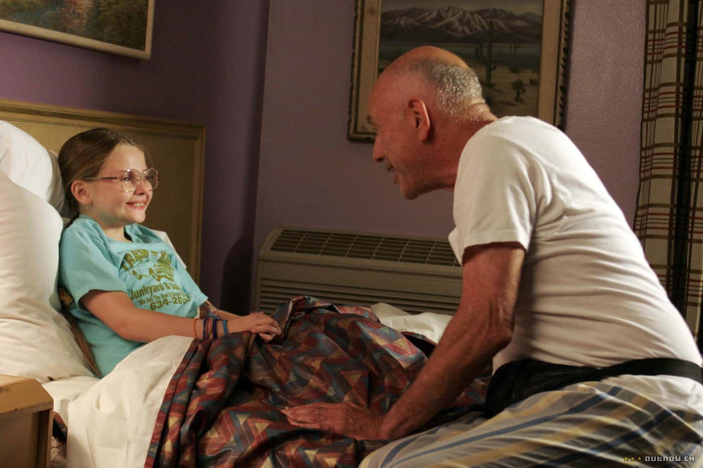 Abigail Breslin and Alan Arkin in 'Little Miss Sunshine' (IMDb)