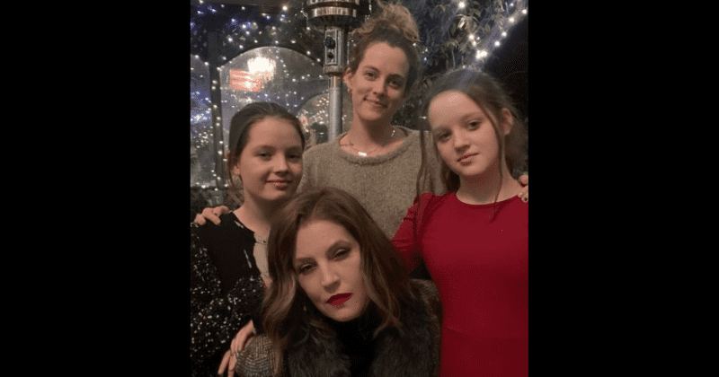 Lisa Marie Presley seen with her three daughters (Instagram/ @lisampresley)