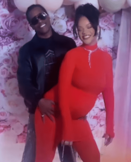 The couple packed on the PDA at a party in Brooklyn, NYC (rihanna/Instagram)

