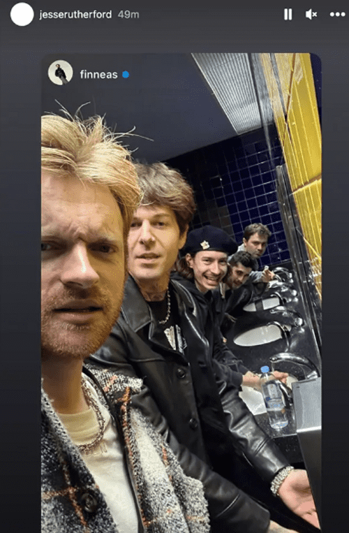 (@jesserutherford/Instagram)