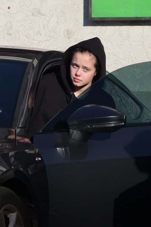 Shiloh Jolie Pitt on a snack run. (Photo: Backgrid)