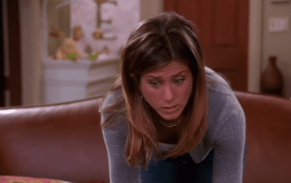 Jennifer Aniston in season 5 of 'friends' (@warnerbrostv/Youtube)