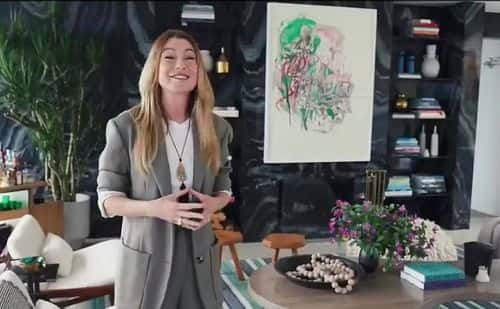 Living room area of her house ( Architectural Digest/ YouTube)