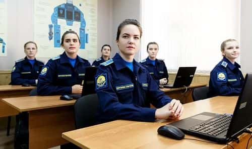 The female pilots graduated from (MoD Russia)
